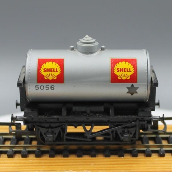 Triang Hornby R12 Shell Tank Wagon