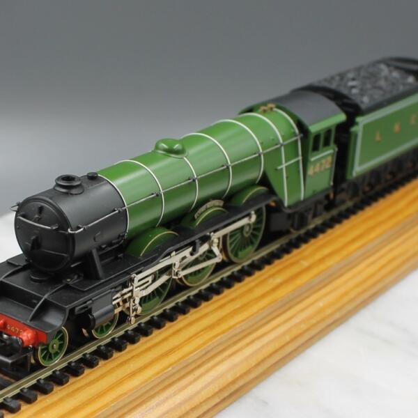 Hornby R398 LNER 4-6-2 A1 Class loco. Flying Scotsman