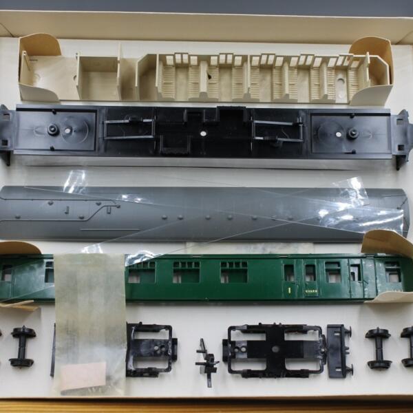 Trix 1948 Mk1 Brake Composite Coach, Coachbuilder Kit - Green