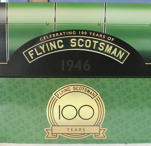 Hornby R30210 'Hornby Dublo' LNER, Class A3, 4-6-2 Loco, 103 'Flying Scotsman': 100 Years Special Edition