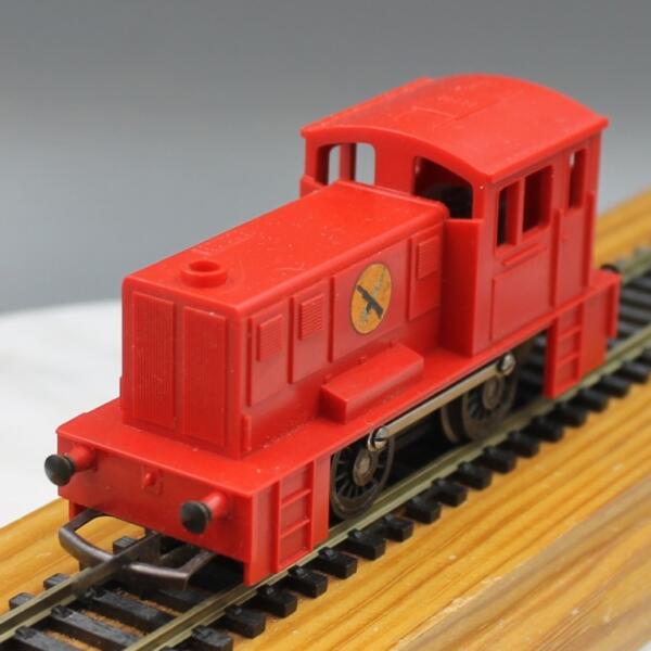 Triang Hornby R756 Battle Space 0-4-0 Diesel Shunter