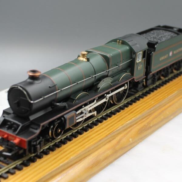 Hornby R292 4-6-0 GWR King Class Loco King Richard I
