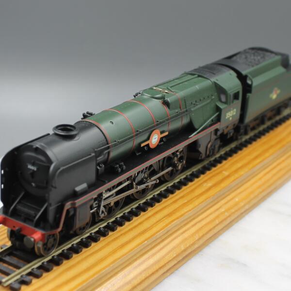 Hornby R1038 4-6-2 ex SR Merchant Navy Class Loco United States Lines