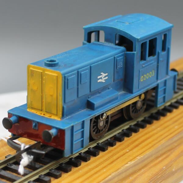 Triang Hornby R654 0-4-0 Diesel Shunter - Blue