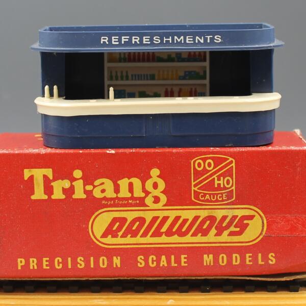 Triang R147 Refreshment Kiosk