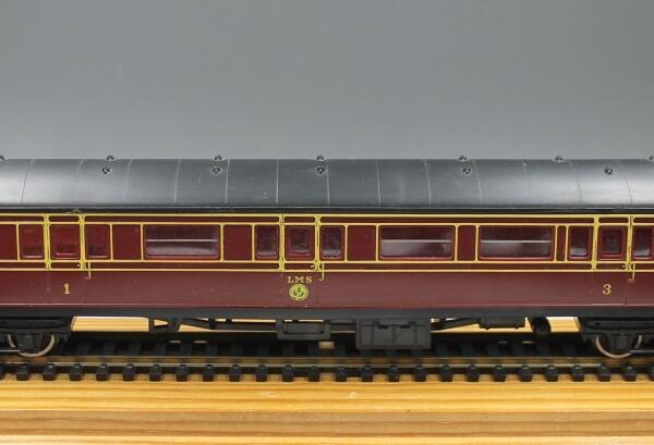 Triang Hornby R747 LMS ex Caledonian First Third Composite