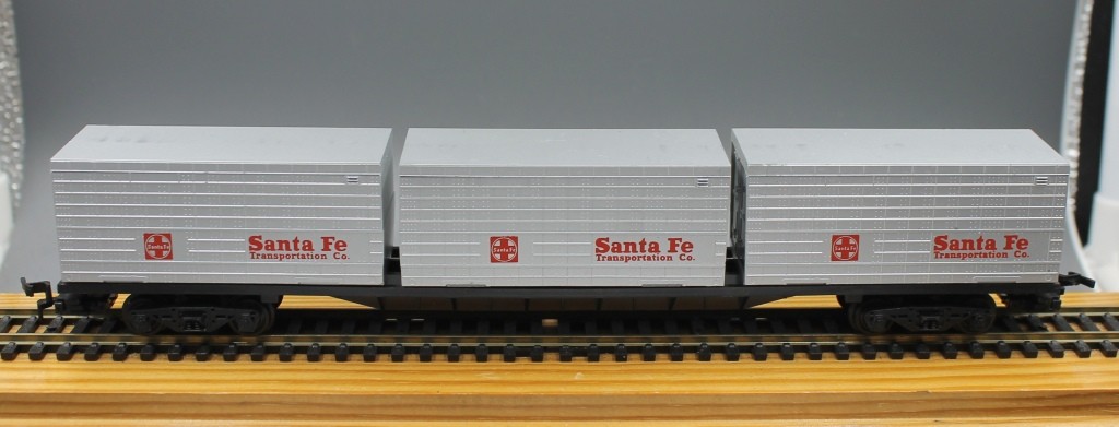 ATT / Triang Hornby 510 Container Wagon 3 x 20' containers - Santa Fe