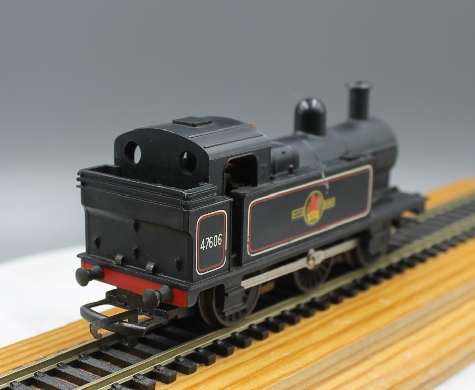 Tri-ang RS25 Jinty Freight Set - Image 7