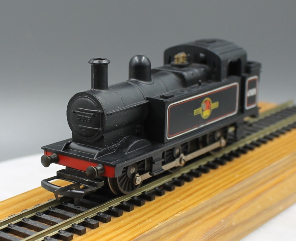Tri-ang RS25 Jinty Freight Set - Image 6