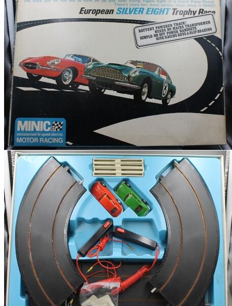 Minic M1514B European Silver Eight Trophy Race - Battery Controlled! + Literature